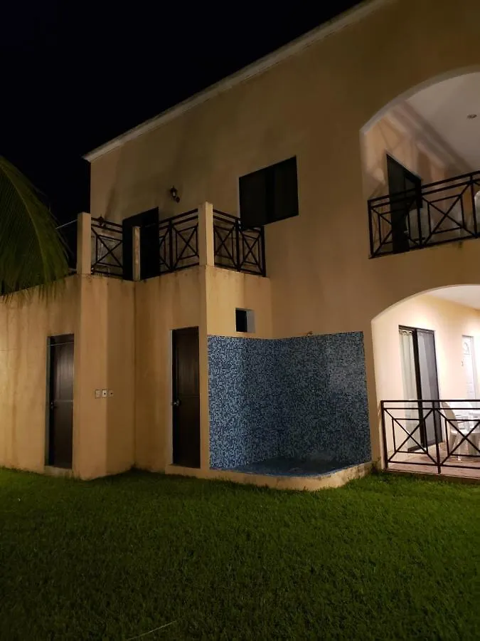 Апартаменты Coral Island Suites Косумель Мексика